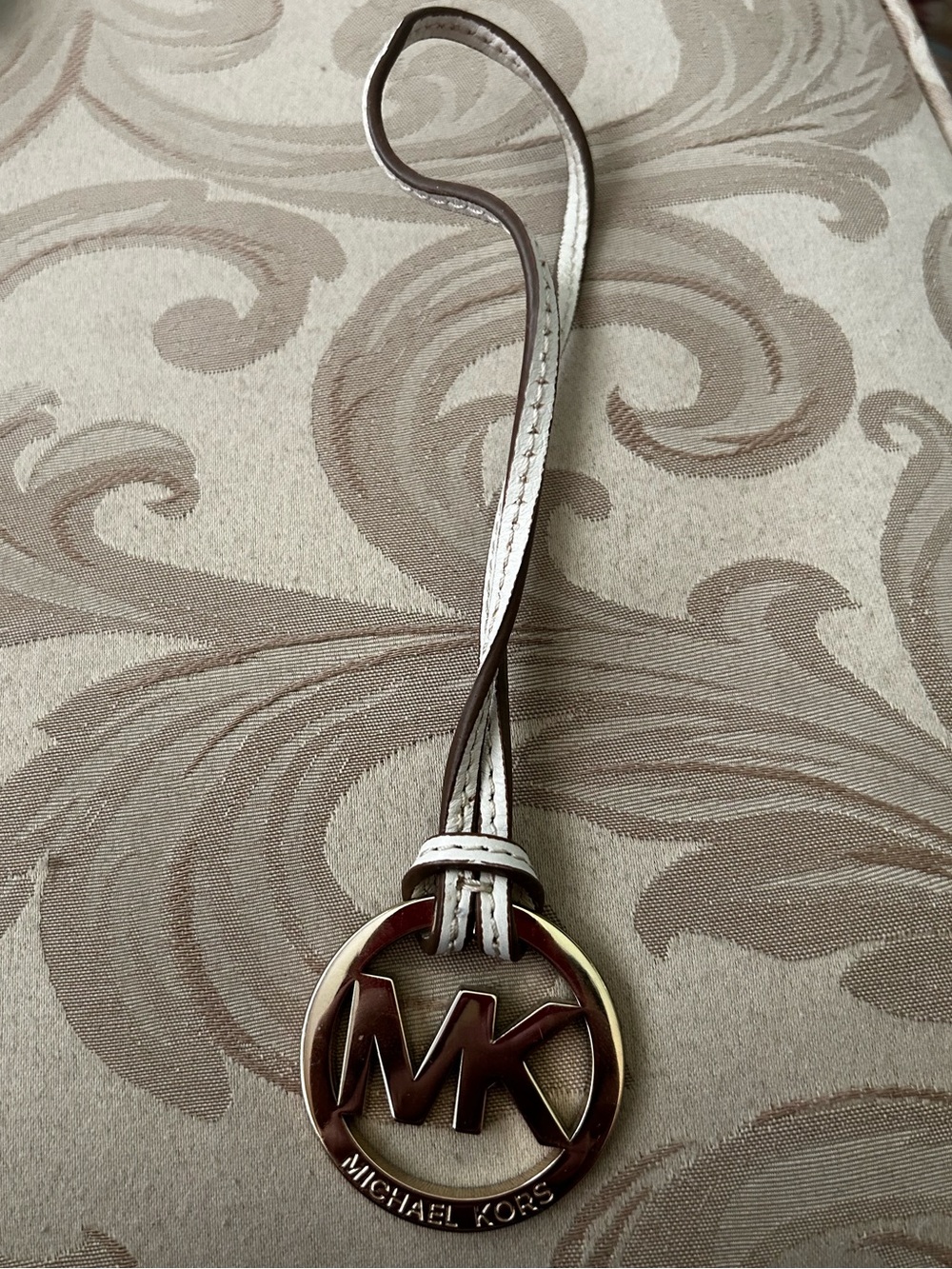 Michael Kors Gold MK Circle Logo Purse Charm White Brown Leather Strap Accessory
